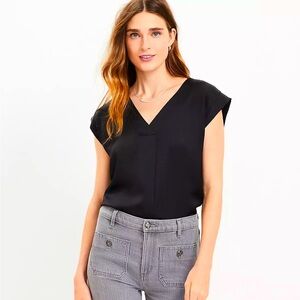 LOFT Satin Cap Sleeve V-Neck Top - Blackk - Size Large